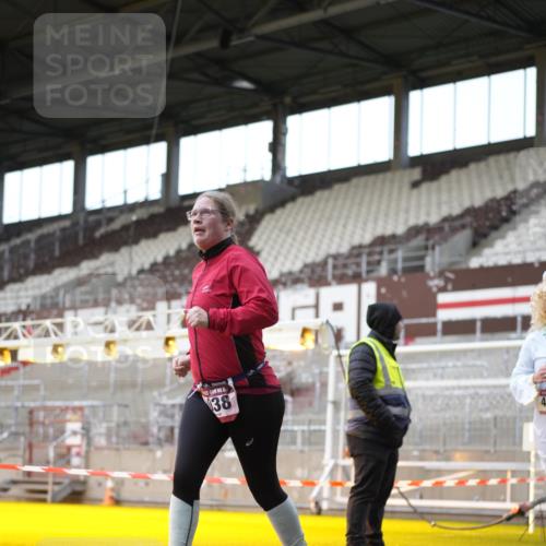07.12.2025 - St. Pauli X-Mass-Run No. 15 Patografie http://msf.ph/oto/9373742 07.12.2025 12:05:57 Ziel 5, 6, 760, 768, 1038, 3106, 3107, 3137, 4019, 4020, 4176, 4307, 4326, 4327, 4357, 4405, 4413 meine-sportfotos.de