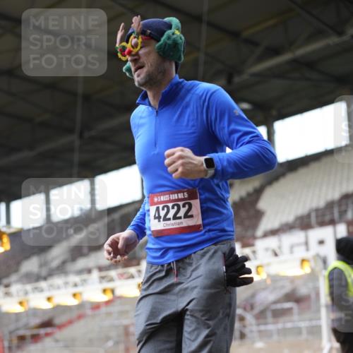 07.12.2025 - St. Pauli X-Mass-Run No. 15 Patografie http://msf.ph/oto/9373786 07.12.2025 12:06:26 Ziel 173, 1347, 1351, 1353, 1956, 1957, 2018, 2415, 4217, 4219, 4222, 4783, 4784 meine-sportfotos.de