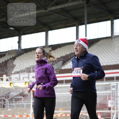 07.12.2025 - St. Pauli X-Mass-Run No. 15 Patografie http://msf.ph/oto/9373787 07.12.2025 12:06:29 Ziel 1347, 1351, 1353, 1956, 1957, 2018, 2415, 4217, 4219, 4222, 4403, 4404, 4783, 4784 meine-sportfotos.de