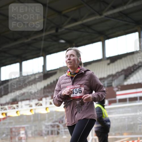 07.12.2025 - St. Pauli X-Mass-Run No. 15 Patografie http://msf.ph/oto/9373857 07.12.2025 12:07:02 Ziel 1580, 1583, 3251, 3262, 3456, 4017, 4018, 4033, 4314, 4328, 4360, 4361, 4390, 4725 meine-sportfotos.de