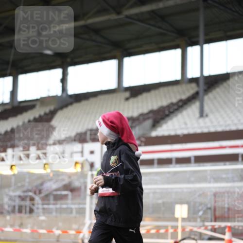 07.12.2025 - St. Pauli X-Mass-Run No. 15 Patografie http://msf.ph/oto/9373893 07.12.2025 12:07:21 Ziel 1958, 1959, 3262, 3708, 3709, 3710, 3711, 3726, 3728, 3818, 3819, 4238, 4755 meine-sportfotos.de