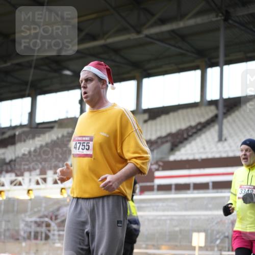 07.12.2025 - St. Pauli X-Mass-Run No. 15 Patografie http://msf.ph/oto/9373912 07.12.2025 12:07:27 Ziel 1959, 3348, 3666, 3708, 3709, 3710, 3711, 3726, 3728, 3818, 3819, 4724, 4755 meine-sportfotos.de