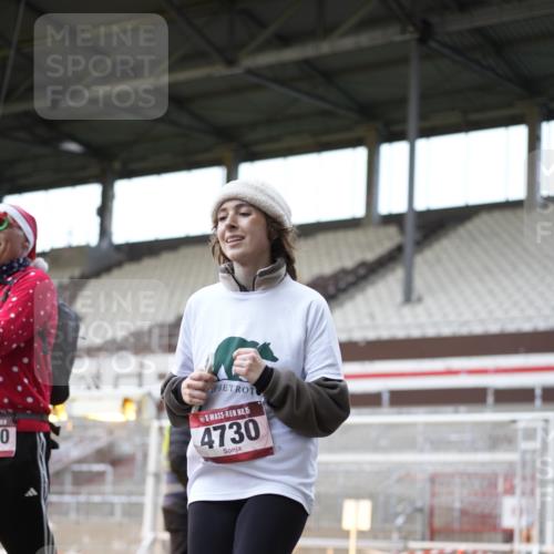 07.12.2025 - St. Pauli X-Mass-Run No. 15 Patografie http://msf.ph/oto/9373947 07.12.2025 12:07:40 Ziel 3348, 3460, 3666, 3667, 3691, 3739, 3816, 4210, 4332, 4724, 4730, 4755, 4786, 4791, 4792 meine-sportfotos.de
