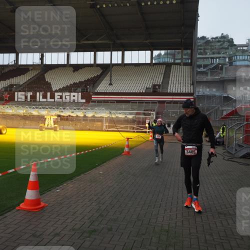 07.12.2025 - St. Pauli X-Mass-Run No. 15 Fabian Wolf http://msf.ph/oto/9374072 07.12.2025 09:58:48 Ziel 532, 655, 1003, 1115, 1528, 1542, 1782, 1785, 2392, 3308 meine-sportfotos.de