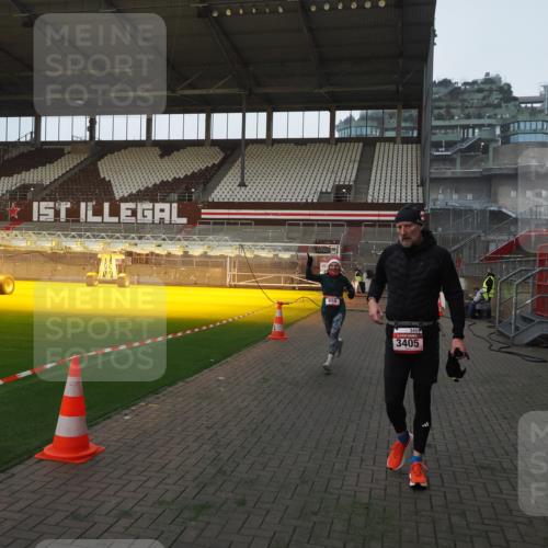 07.12.2025 - St. Pauli X-Mass-Run No. 15 Fabian Wolf http://msf.ph/oto/9374074 07.12.2025 09:58:48 Ziel 532, 655, 1003, 1115, 1528, 1542, 1782, 1785, 2392, 3308 meine-sportfotos.de