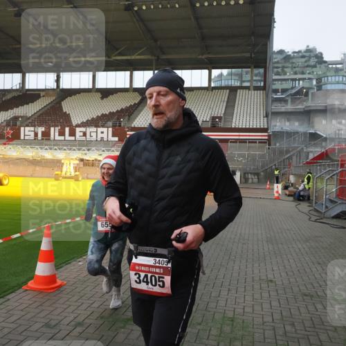 07.12.2025 - St. Pauli X-Mass-Run No. 15 Fabian Wolf http://msf.ph/oto/9374082 07.12.2025 09:58:50 Ziel 532, 655, 1003, 1115, 1528, 1542, 1782, 1785, 2392, 3308 meine-sportfotos.de