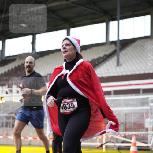 07.12.2025 - St. Pauli X-Mass-Run No. 15 Patografie http://msf.ph/oto/9374122 07.12.2025 12:07:50 Ziel 587, 849, 850, 1899, 2953, 2954, 3460, 3667, 3668, 3691, 3739, 3816, 3898, 3899, 4035, 4210, 4332, 4393, 4395, 4722, 4730 meine-sportfotos.de