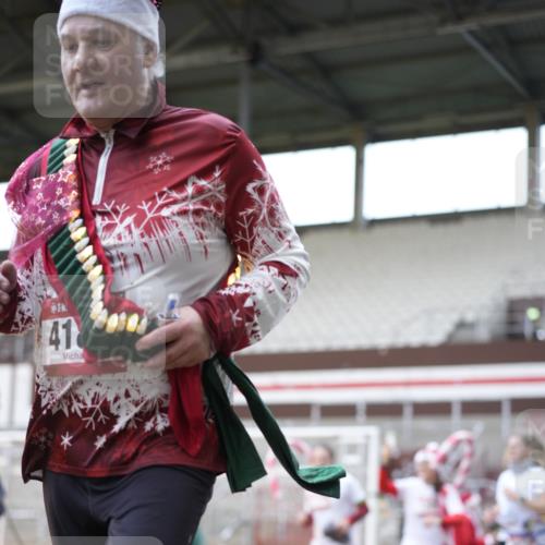07.12.2025 - St. Pauli X-Mass-Run No. 15 Patografie http://msf.ph/oto/9374217 07.12.2025 12:08:36 Ziel 1214, 1219, 1253, 1269, 1270, 2679, 2873, 2889, 2892, 3141, 3595, 3876, 4084, 4086, 4137, 4138, 4182, 4183, 4252, 4294, 4295, 4297, 4422, 4429, 4711, 4712, 4717 meine-sportfotos.de