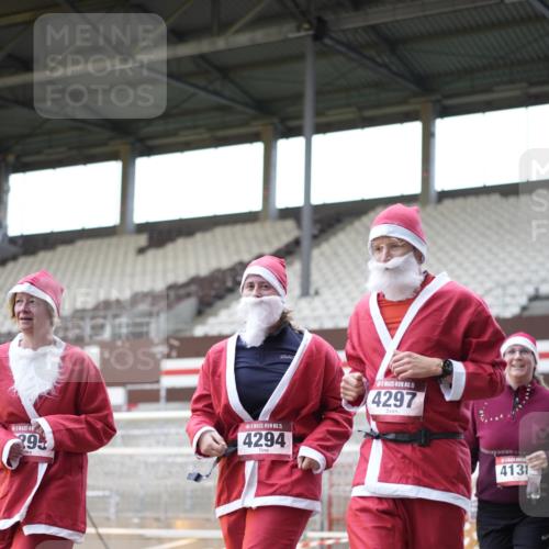 07.12.2025 - St. Pauli X-Mass-Run No. 15 Patografie http://msf.ph/oto/9374226 07.12.2025 12:08:40 Ziel 586, 1214, 1219, 1253, 1269, 1270, 1901, 2679, 2873, 2889, 2892, 3141, 3230, 3233, 3595, 3876, 4084, 4086, 4137, 4138, 4182, 4183, 4252, 4294, 4295, 4297, 4422, 4429, 4720 meine-sportfotos.de