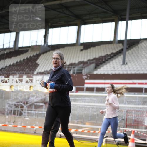 07.12.2025 - St. Pauli X-Mass-Run No. 15 Patografie http://msf.ph/oto/9374319 07.12.2025 12:09:52 Ziel 830, 835, 1494, 3462, 3744, 3746, 3760 meine-sportfotos.de