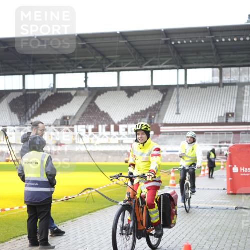 07.12.2025 - St. Pauli X-Mass-Run No. 15 Patografie http://msf.ph/oto/9374649 07.12.2025 12:25:14 Ziel  meine-sportfotos.de