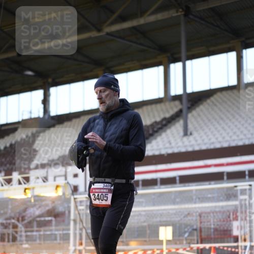 07.12.2025 - St. Pauli X-Mass-Run No. 15 Patografie http://msf.ph/oto/9374736 07.12.2025 09:58:03 Ziel 441, 3405 meine-sportfotos.de