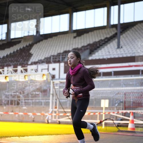 07.12.2025 - St. Pauli X-Mass-Run No. 15 Patografie http://msf.ph/oto/9374852 07.12.2025 09:59:17 Ziel 939, 1120, 2204, 2207, 2657 meine-sportfotos.de