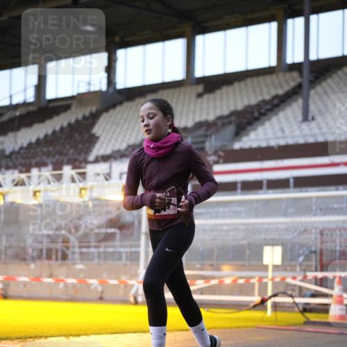 07.12.2025 - St. Pauli X-Mass-Run No. 15 Patografie http://msf.ph/oto/9374854 07.12.2025 09:59:17 Ziel 939, 1120, 2204, 2207, 2657 meine-sportfotos.de
