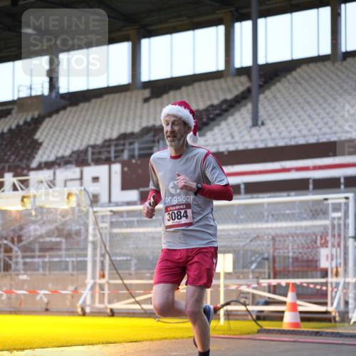 07.12.2025 - St. Pauli X-Mass-Run No. 15 Patografie http://msf.ph/oto/9375165 07.12.2025 10:00:39 Ziel 855, 1418, 1976, 2348, 3084 meine-sportfotos.de