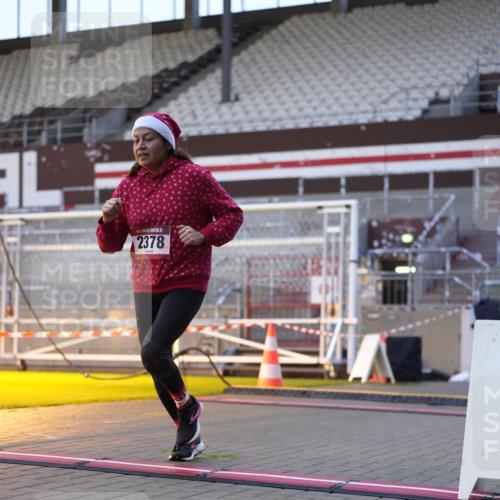 07.12.2025 - St. Pauli X-Mass-Run No. 15 Patografie http://msf.ph/oto/9375175 07.12.2025 10:00:53 Ziel 1050, 2378, 3084 meine-sportfotos.de