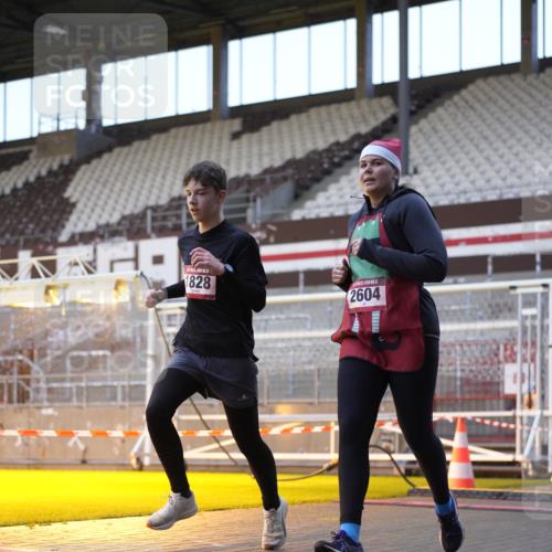 07.12.2025 - St. Pauli X-Mass-Run No. 15 Patografie http://msf.ph/oto/9375301 07.12.2025 10:02:21 Ziel 63, 304, 1105, 1828, 1829, 1934, 2604, 2923, 3944 meine-sportfotos.de