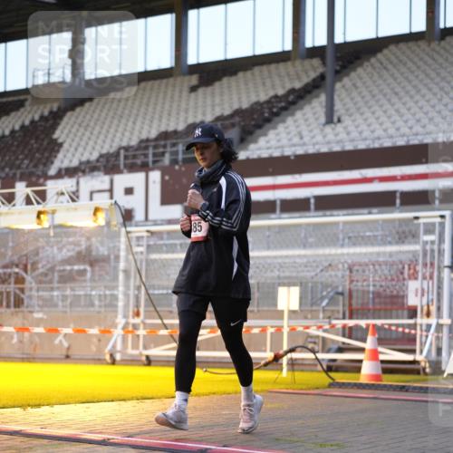 07.12.2025 - St. Pauli X-Mass-Run No. 15 Patografie http://msf.ph/oto/9375344 07.12.2025 10:02:48 Ziel 442, 443, 885, 918, 936, 943, 1314, 2780, 2781, 3284, 3417, 3518, 3892 meine-sportfotos.de