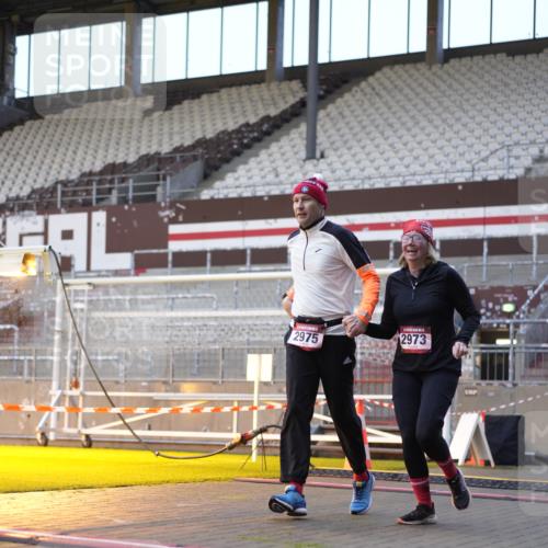 07.12.2025 - St. Pauli X-Mass-Run No. 15 Patografie http://msf.ph/oto/9375392 07.12.2025 10:03:14 Ziel 177, 460, 963, 965, 1118, 1594, 2682, 2973, 2975 meine-sportfotos.de