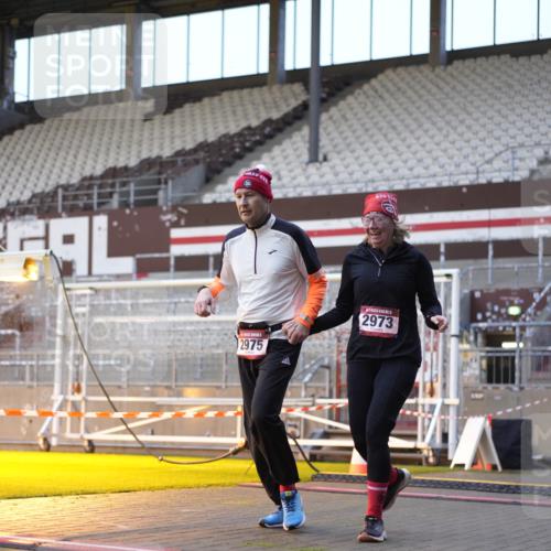 07.12.2025 - St. Pauli X-Mass-Run No. 15 Patografie http://msf.ph/oto/9375396 07.12.2025 10:03:14 Ziel 177, 460, 963, 965, 1118, 1594, 2682, 2973, 2975 meine-sportfotos.de