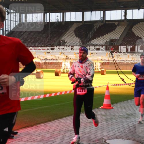 07.12.2025 - St. Pauli X-Mass-Run No. 15 Luisa Fischer http://msf.ph/oto/9375477 07.12.2025 09:51:35 Ziel 2135, 4273, 13, 13, 615, 1258, 2030, 2135, 2224, 2646, 3110, 4273 meine-sportfotos.de