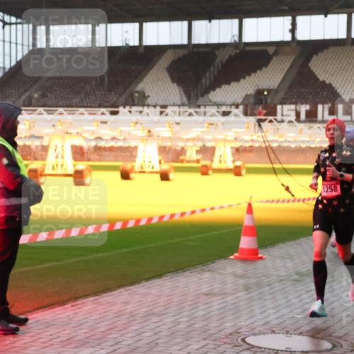 07.12.2025 - St. Pauli X-Mass-Run No. 15 Luisa Fischer http://msf.ph/oto/9375489 07.12.2025 09:51:37 Ziel 1258, 13, 615, 1258, 2030, 2135, 2224, 2646, 3110, 4273 meine-sportfotos.de