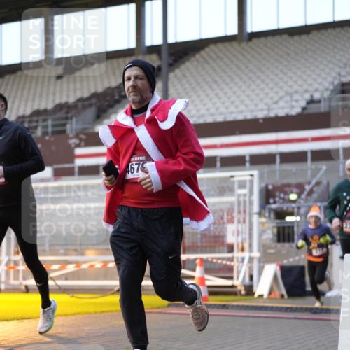 07.12.2025 - St. Pauli X-Mass-Run No. 15 Patografie http://msf.ph/oto/9375496 07.12.2025 10:03:32 Ziel 185, 213, 214, 358, 940, 984, 1023, 1263, 1264, 1484, 1486, 1506, 1888, 2002, 2366, 2380, 3334, 3734, 4193, 4239, 4660, 4667, 4679, 4680 meine-sportfotos.de