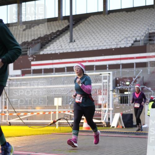 07.12.2025 - St. Pauli X-Mass-Run No. 15 Patografie http://msf.ph/oto/9375514 07.12.2025 10:03:34 Ziel 185, 213, 214, 358, 399, 940, 984, 1023, 1263, 1264, 1394, 1484, 1486, 1506, 1888, 2002, 2366, 2380, 3334, 3734, 4193, 4239, 4660, 4667, 4679, 4680 meine-sportfotos.de