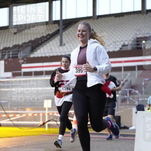 07.12.2025 - St. Pauli X-Mass-Run No. 15 Patografie http://msf.ph/oto/9375558 07.12.2025 10:03:39 Ziel 185, 213, 214, 358, 399, 940, 984, 1023, 1263, 1264, 1307, 1394, 1425, 1506, 1888, 2002, 2366, 2380, 3334, 3734, 4660, 4667, 4679, 4680 meine-sportfotos.de
