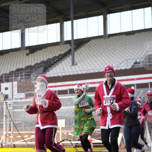 07.12.2025 - St. Pauli X-Mass-Run No. 15 Patografie http://msf.ph/oto/9375631 07.12.2025 10:03:51 Ziel 185, 399, 626, 628, 709, 1027, 1028, 1307, 1394, 1425, 1906, 2110, 2112, 2366, 3198, 3337, 3340, 3359, 3519, 3734, 4151 meine-sportfotos.de
