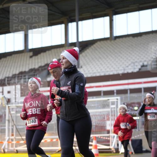 07.12.2025 - St. Pauli X-Mass-Run No. 15 Patografie http://msf.ph/oto/9375654 07.12.2025 10:03:53 Ziel 399, 626, 628, 709, 1027, 1028, 1307, 1394, 1425, 1906, 2110, 2112, 3198, 3337, 3340, 3359, 3519, 4151 meine-sportfotos.de