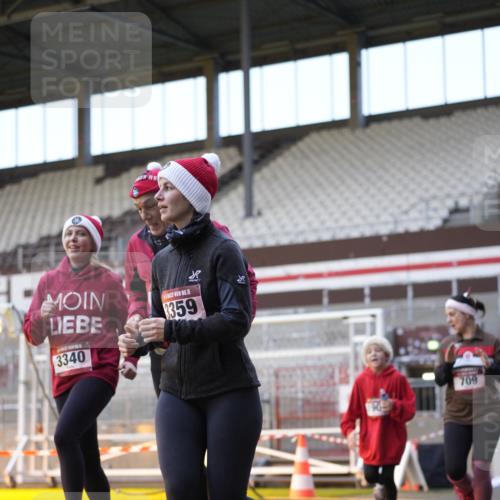 07.12.2025 - St. Pauli X-Mass-Run No. 15 Patografie http://msf.ph/oto/9375658 07.12.2025 10:03:53 Ziel 399, 626, 628, 709, 1027, 1028, 1307, 1394, 1425, 1906, 2110, 2112, 3198, 3337, 3340, 3359, 3519, 4151 meine-sportfotos.de