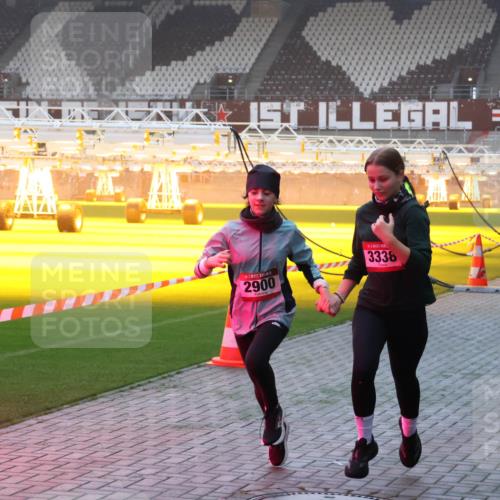 07.12.2025 - St. Pauli X-Mass-Run No. 15 Luisa Fischer http://msf.ph/oto/9375732 07.12.2025 09:54:27 Ziel 2900, 3338, 96, 115, 1375, 1598, 2651, 2900, 3338, 4050, 4061, 4062 meine-sportfotos.de