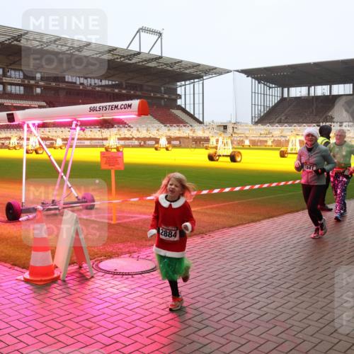 07.12.2025 - St. Pauli X-Mass-Run No. 15 Luisa Fischer http://msf.ph/oto/9375756 07.12.2025 11:06:04 Ziel 2006, 1841, 2884, 199, 298, 300, 434, 659, 831, 924, 925, 927, 929, 932, 973, 1046, 1049, 1092, 1196, 1208, 1311, 1428, 1432, 1492, 1600, 1608, 1630, 1840, 1841, 2006, 2254, 2884, 3272, 3278 meine-sportfotos.de