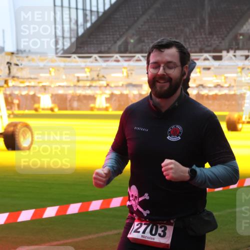 07.12.2025 - St. Pauli X-Mass-Run No. 15 Luisa Fischer http://msf.ph/oto/9375871 07.12.2025 09:55:07 Ziel 1910, 2521, 2703, 1375, 1649, 1655, 1722, 2036, 2133, 2209, 2703, 2900, 3310, 3338, 4088 meine-sportfotos.de