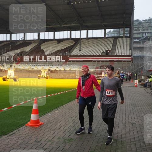 07.12.2025 - St. Pauli X-Mass-Run No. 15 Fabian Wolf http://msf.ph/oto/9376042 07.12.2025 10:05:11 Ziel 114, 202, 210, 292, 699, 1973, 1991, 2168, 2249, 2856, 2866, 3186, 3307, 3311 meine-sportfotos.de