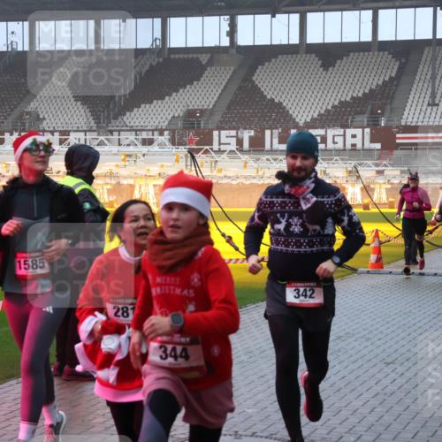 07.12.2025 - St. Pauli X-Mass-Run No. 15 Luisa Fischer http://msf.ph/oto/9376190 07.12.2025 11:07:44 Ziel 1585, 281, 344, 342, 622, 77, 281, 315, 342, 344, 377, 476, 490, 591, 596, 603, 621, 622, 623, 673, 688, 781, 1202, 1206, 1233, 1235, 1462, 1469, 1509, 1585, 1587, 1634, 1666, 1751, 1824, 1861, 1862, 1866, 1910, 2403, 5008 meine-sportfotos.de