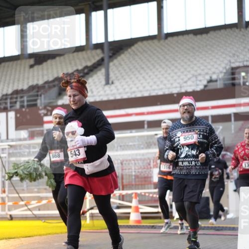 07.12.2025 - St. Pauli X-Mass-Run No. 15 Patografie http://msf.ph/oto/9376206 07.12.2025 10:05:17 Ziel 114, 543, 668, 950, 1121, 1316, 1374, 1481, 1661, 1761, 3186, 3386, 4036, 4556, 4558 meine-sportfotos.de