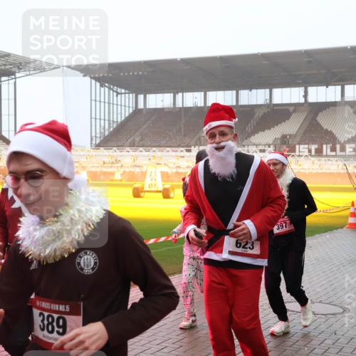 07.12.2025 - St. Pauli X-Mass-Run No. 15 Luisa Fischer http://msf.ph/oto/9376337 07.12.2025 11:08:13 Ziel 15, 1509, 15, 389, 1910, 623, 397, 271, 1441, 77, 271, 273, 286, 293, 315, 332, 377, 389, 397, 476, 490, 591, 603, 621, 622, 623, 629, 635, 653, 673, 772, 774, 781, 1107, 1123, 1129, 1202, 1206, 1226, 1230, 1233, 1235, 1249, 1342, 1355, 1378, 1381, 1382, 1383, 1439, 1441, 1460, 1509, 1520, 1525, 1809, 1810, 1812, 1824, 1866, 1910, 2403, 2693, 4798, 4815, 5008 meine-sportfotos.de