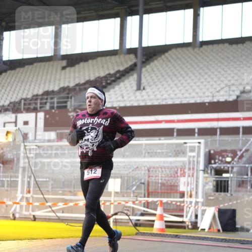 07.12.2025 - St. Pauli X-Mass-Run No. 15 Patografie http://msf.ph/oto/9376359 07.12.2025 10:05:38 Ziel 2, 3, 54, 123, 363, 385, 512, 945, 1215, 1222, 1789, 1791, 3231, 4194, 4195, 4552, 4555, 4559, 4560 meine-sportfotos.de
