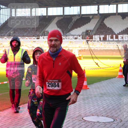 07.12.2025 - St. Pauli X-Mass-Run No. 15 Luisa Fischer http://msf.ph/oto/9376440 07.12.2025 09:58:05 Ziel 40, 15, 2984, 441, 632, 1292, 1293, 1377, 1395, 2678, 2984, 4030, 4032 meine-sportfotos.de