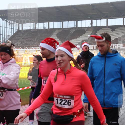 07.12.2025 - St. Pauli X-Mass-Run No. 15 Luisa Fischer http://msf.ph/oto/9376486 07.12.2025 11:08:40 Ziel 2, 515, 635, 12, 1230, 15, 1226, 1355, 1596, 1978, 100, 152, 155, 166, 271, 273, 286, 293, 396, 446, 629, 635, 653, 758, 772, 774, 784, 1078, 1107, 1123, 1129, 1170, 1184, 1226, 1230, 1249, 1342, 1355, 1378, 1381, 1382, 1383, 1424, 1439, 1441, 1460, 1491, 1520, 1525, 1559, 1560, 1596, 1625, 1706, 1809, 1810, 1812, 2259, 2893, 4584, 4798, 4815, 4819, 4830 meine-sportfotos.de