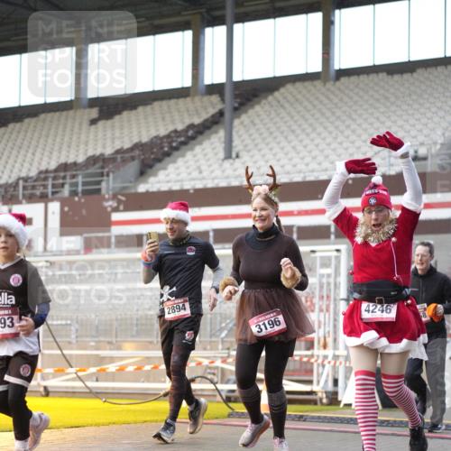 07.12.2025 - St. Pauli X-Mass-Run No. 15 Patografie http://msf.ph/oto/9376586 07.12.2025 10:06:00 Ziel 127, 148, 180, 424, 468, 676, 805, 834, 967, 969, 1788, 2756, 2757, 2894, 2968, 3093, 3172, 3196, 3812, 3814, 3857, 3859, 3877, 4235, 4236, 4237, 4246, 4251 meine-sportfotos.de