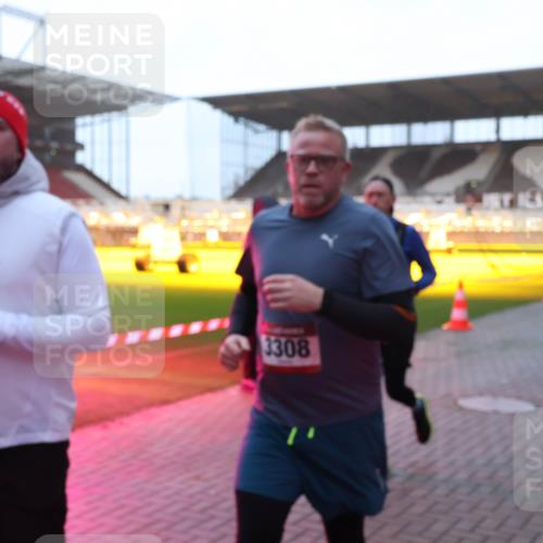 07.12.2025 - St. Pauli X-Mass-Run No. 15 Luisa Fischer http://msf.ph/oto/9376714 07.12.2025 09:59:05 Ziel 3308, 238, 261, 483, 532, 655, 1003, 1115, 1173, 1528, 1542, 1603, 1633, 1774, 1782, 1785, 2205, 2392, 3308, 3515, 4031, 4206 meine-sportfotos.de