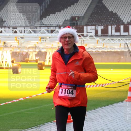 07.12.2025 - St. Pauli X-Mass-Run No. 15 Luisa Fischer http://msf.ph/oto/9376737 07.12.2025 10:24:07 Ziel 15, 1104, 638, 711, 1104, 2603, 2634, 3052, 3539, 3644, 3649, 3887, 3890, 3968, 4005, 4043, 4139, 4141, 4144, 4145, 4203, 4377, 4378, 4458, 4479, 4549, 4765 meine-sportfotos.de