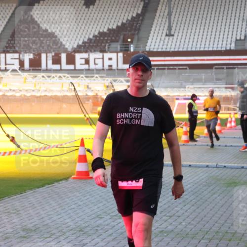 07.12.2025 - St. Pauli X-Mass-Run No. 15 Luisa Fischer http://msf.ph/oto/9376776 07.12.2025 09:59:16 Ziel 238, 261, 483, 532, 655, 1003, 1115, 1173, 1528, 1542, 1603, 1782, 1785, 2205, 2392, 2529, 3147, 3308, 3345, 4031, 4206 meine-sportfotos.de