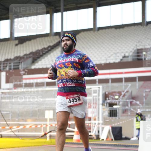 07.12.2025 - St. Pauli X-Mass-Run No. 15 Patografie http://msf.ph/oto/9376884 07.12.2025 10:06:26 Ziel 34, 150, 187, 562, 1369, 1479, 1480, 1832, 1946, 3213, 3232, 3534, 3535, 3536, 3537, 4459, 4672 meine-sportfotos.de