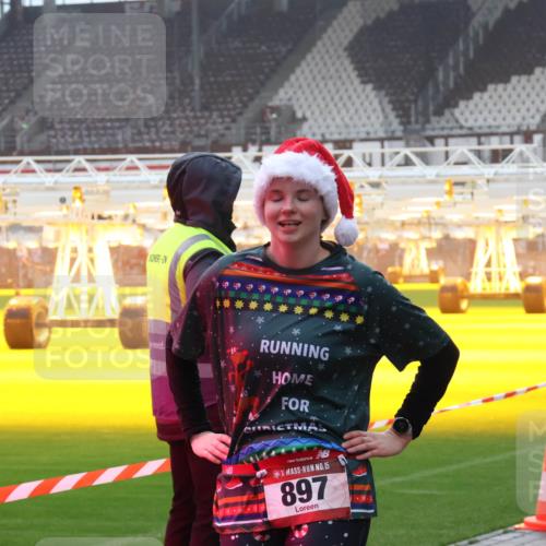 07.12.2025 - St. Pauli X-Mass-Run No. 15 Luisa Fischer http://msf.ph/oto/9376897 07.12.2025 10:24:41 Ziel 15, 897, 711, 712, 897, 1986, 2071, 2603, 2634, 3968, 4040, 4122, 4139, 4140, 4144, 4203, 4377, 4378, 4479, 4689, 4692, 4694, 4765, 4766, 4780 meine-sportfotos.de
