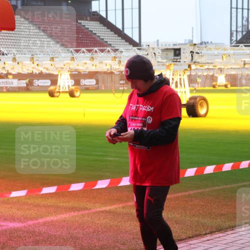07.12.2025 - St. Pauli X-Mass-Run No. 15 Luisa Fischer http://msf.ph/oto/9377022 07.12.2025 10:25:18 Ziel 2024, 15, 915, 974, 1012, 1986, 2071, 3152, 4078, 4079, 4091, 4092, 4135, 4136, 4155, 4177, 4335, 4431, 4474, 4496, 4497, 4513, 4514, 4530, 4541, 4542, 4766, 4780, 4846 meine-sportfotos.de