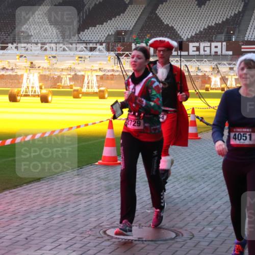 07.12.2025 - St. Pauli X-Mass-Run No. 15 Luisa Fischer http://msf.ph/oto/9377045 07.12.2025 10:00:09 Ziel 2729, 4051, 724, 934, 488, 910, 911, 934, 961, 1112, 1120, 1763, 2186, 2204, 2207, 2657, 2729, 2964, 3513, 4029, 4051, 4052, 4465 meine-sportfotos.de